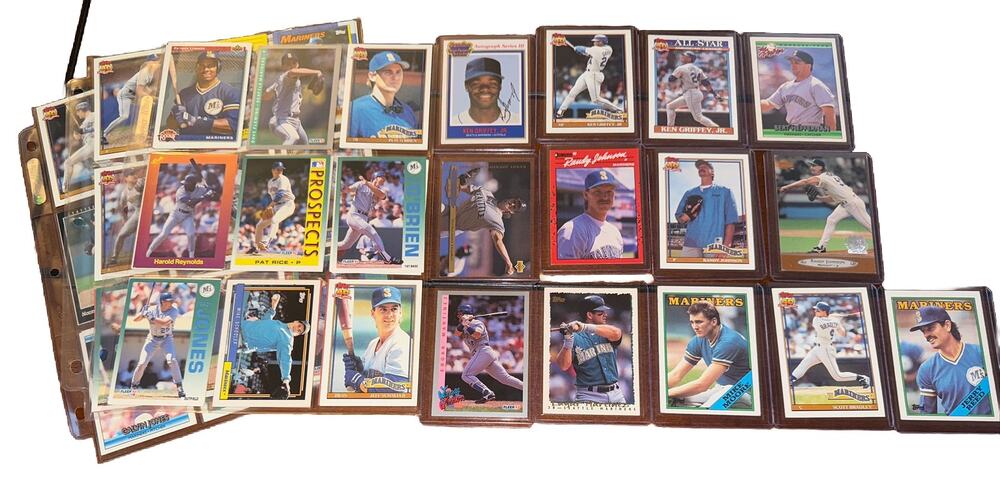 Lot MLB Baseball Cards Seattle Mariners Ken Griffey Jr Randy Johnson Martinez